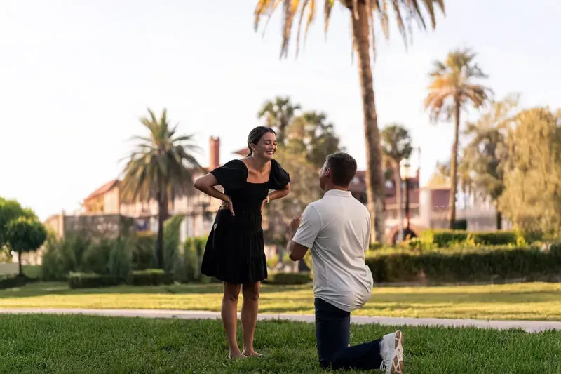 Surprise proposal captured by photographer in St Augustine