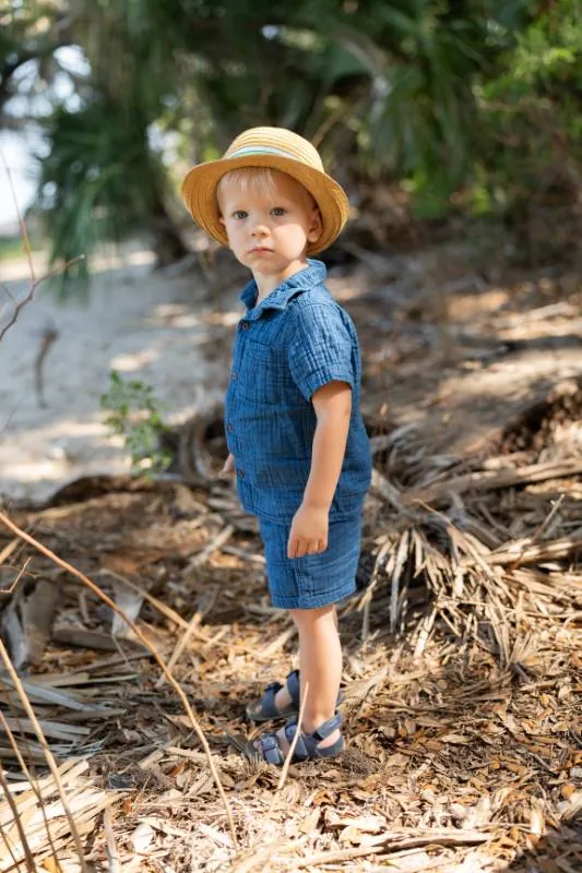 Child portrait by the river in Florida