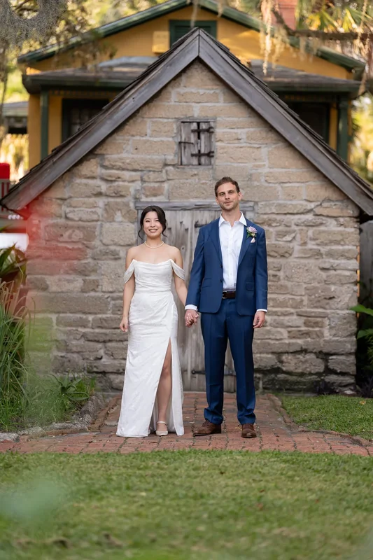 Wedding ceremony under the oak tree at The Oldest House Museum