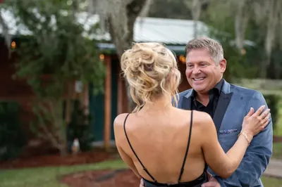 Hamilton seeing Michelle for the first time in black gown