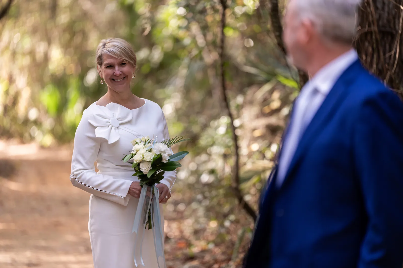 Intimate moment on nature trail