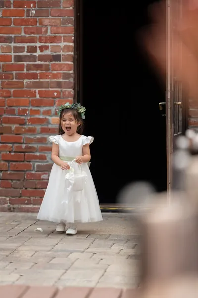 Bride Kyra veil portrait at Brick and Beam Jacksonville