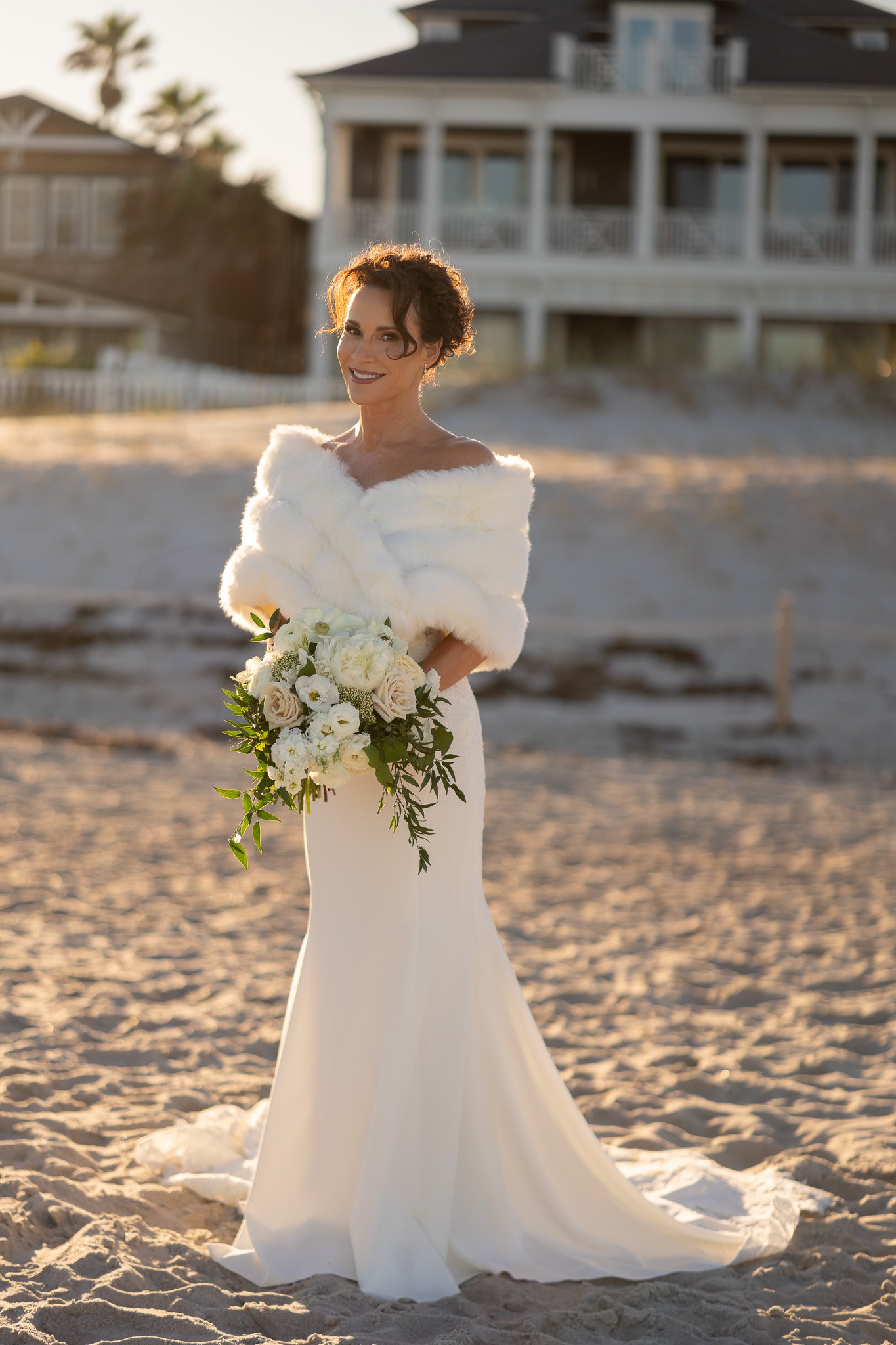 Elegant bride on the beach.jpg