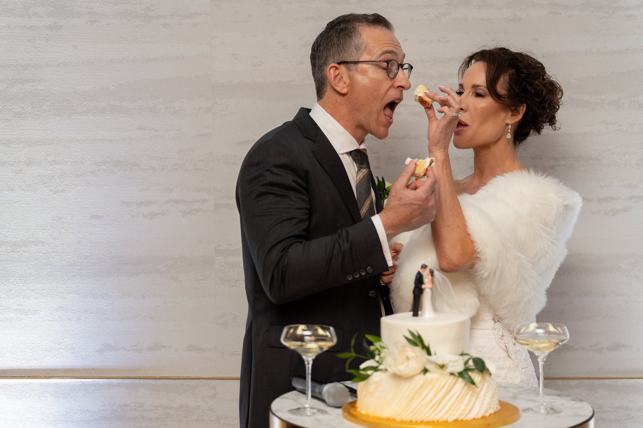 Wedding cake celebration moment.jpg
